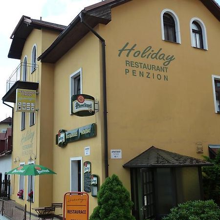 Penzion Holiday Marianske Lazne Exterior photo