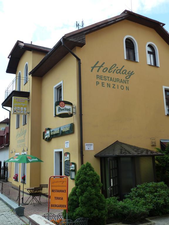 Penzion Holiday Marianske Lazne Exterior photo